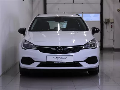 Opel Astra 1,5 CDTi Záruka 70tkm. VÝPRODEJ 77 kW bílá