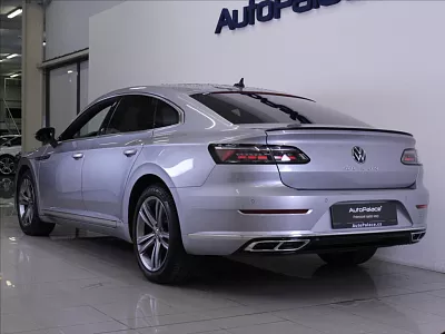 Volkswagen Arteon 2,0 TDi AT R-Line 5L-Zár.22tkm 110 kW automat šedá