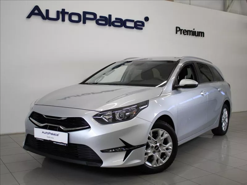 Kia Ceed 1,6 CRDi MHEV 100kW Exc.78tkm 100 kW šedá