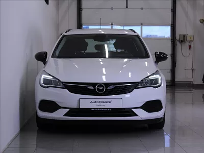 Opel Astra 1,5 CDTi Záruka 48tkm. 12/2021 77 kW bílá