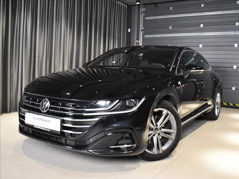 Volkswagen Arteon 2,0 TDI DSG R-line Navi. Adapt. 110 kW automat černá