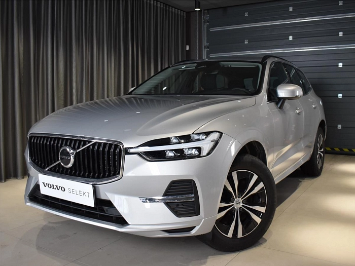 Volvo XC60 2,0 B4 AWD Bezklíč 145 kW automat šedá