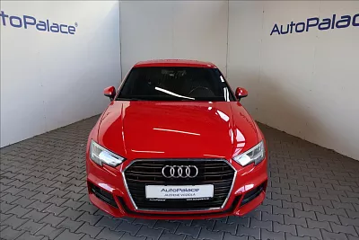 Audi A3 1,6 TDI 85KW S-Line A/T 85 kW automat červená metalíza