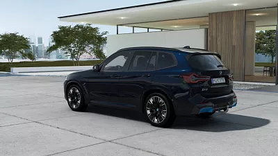 BMW iX3 210 kW automat M Carbon Black