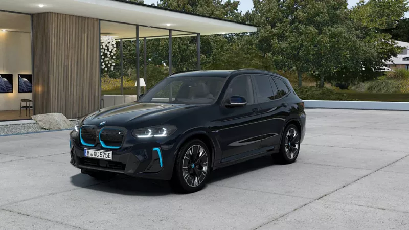 BMW iX3 210 kW automat M Carbon Black