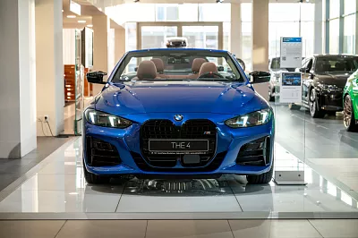 BMW M440i xDrive Convertible 275 kW automat M Portimao Blue