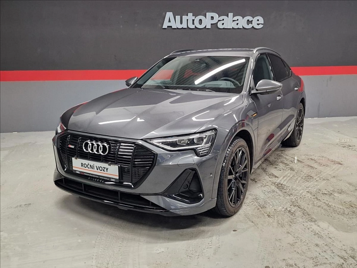 Audi e-tron 0,1 55 quattro S line B&O 300 kW automat šedá metalíza