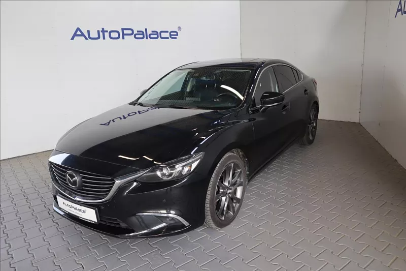 Mazda 6 2,5 SKY-G192 Revolution TOP 141 kW automat čierna metalíza