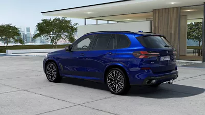 BMW X5 M60i xDrive 399 kW automat M Marina Bay Blue