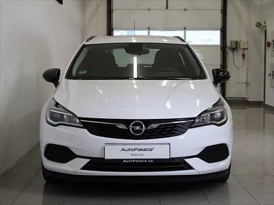 Opel Astra 1,5 CDTi Záruka 64tkm. 2022 77 kW bílá