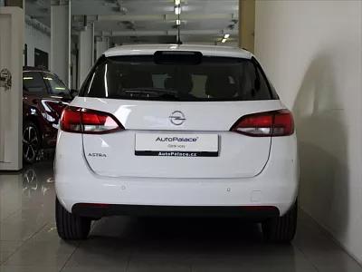 Opel Astra 1,5 CDTi Záruka 90tkm. 2022 77 kW bílá