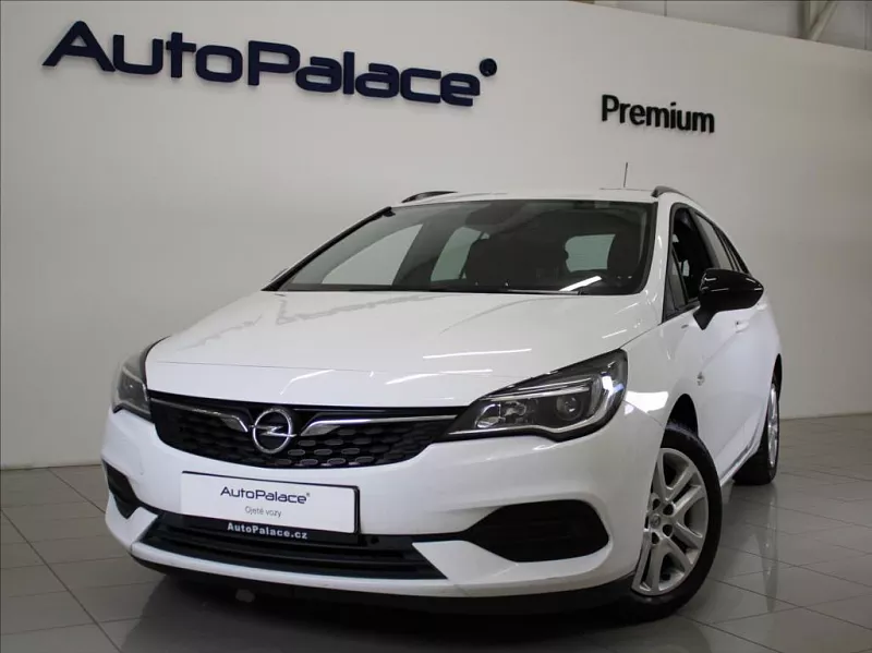 Opel Astra 1,5 CDTi Záruka 68tkm. 12/2021 77 kW bílá