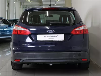 Ford Focus 1,6 i 77Kw MT Trend KLIMA ČR 77 kW modrá