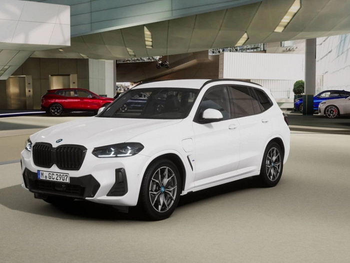 BMW X3 xDrive30e 215 kW automat Alpine White