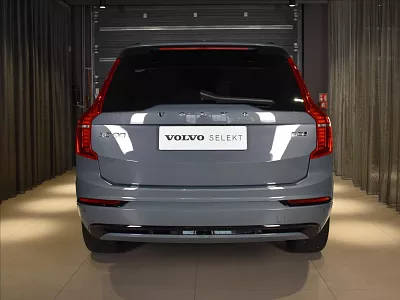 Volvo XC90 2,0 B5 AWD Plus Dark Ventilace 173 kW automat šedá