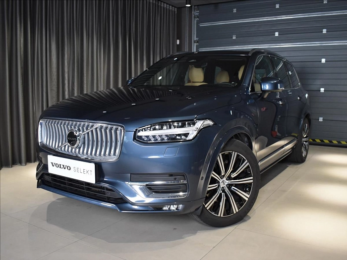 Volvo XC90 2,0 B5 AWD Ultimate Vzduch 173 kW automat modrá