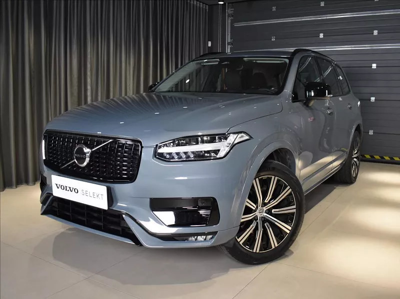 Volvo XC90 2,0 B5 AWD Plus Dark  BLIS 173 kW automat šedá