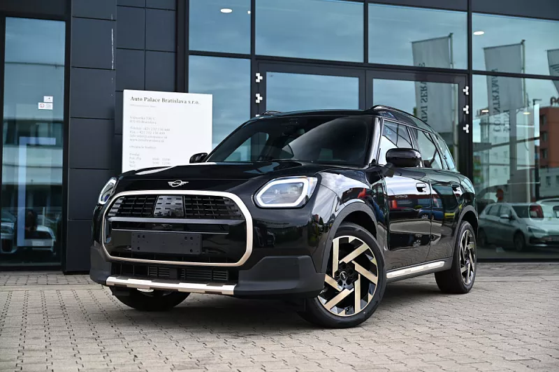 MINI MINI COOPER COUNTRYMAN 125 kW automat Midnight Black II