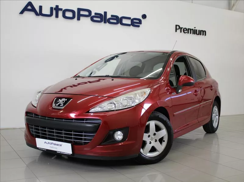 Peugeot 207 1,4 i 70kW Sportium KLIMA ČR 70 kW červená