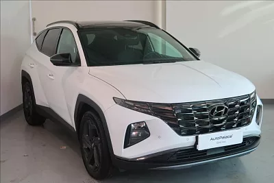 Hyundai Tucson 1,6 T-GDI HEV FREEDOM PLUS 4X4 169 kW automat bílá