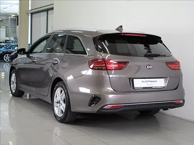 Kia Ceed 1,0 T-GDi Exclus. 47tkm. 1maj. 88 kW hnědá