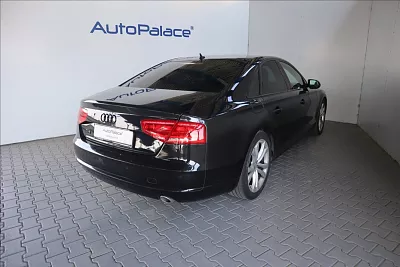 Audi A8 3,0 TDI 184KW Quattro 184 kW automat čierna metalíza