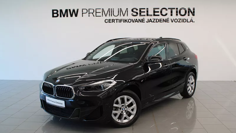 BMW X2 xDrive20d 140 kW automat Black Sapphire Metallic