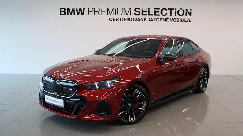 BMW i5 M60 xDrive 442 kW automat Fire Red metallic