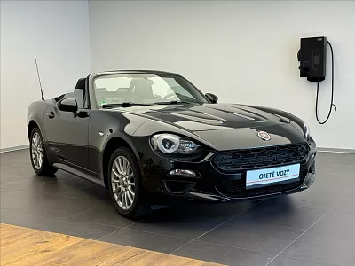 Fiat 124 Spider 1,4 Turbo MultiAir 103 kW černá