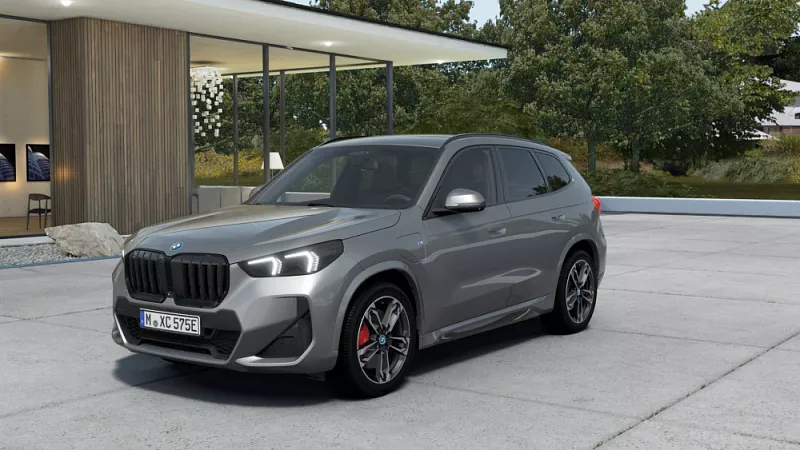 BMW X1 xDrive25e 180 kW automat Space Silver