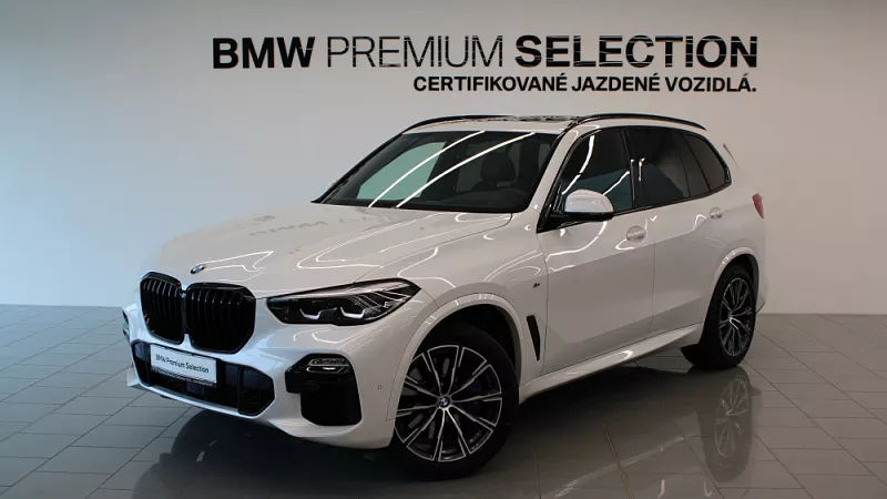 BMW X5 xDrive30d 195 kW automat Mineral White