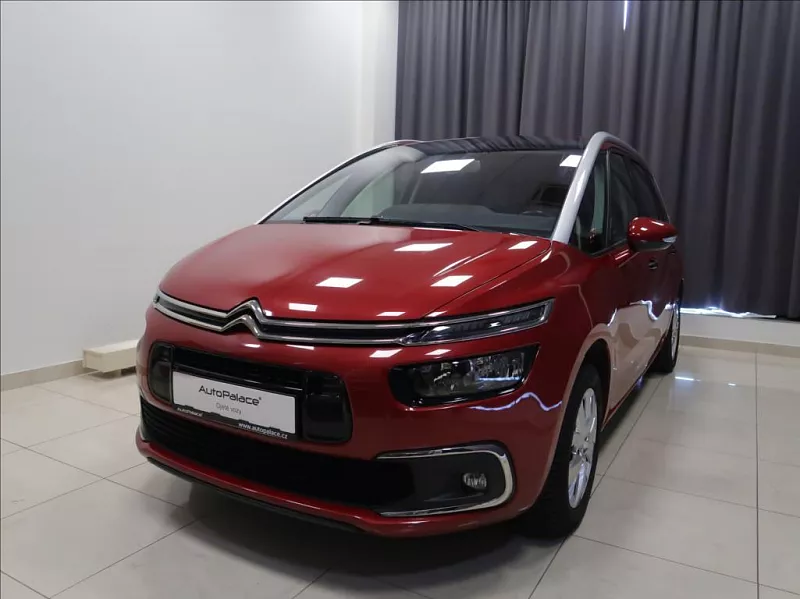 Citroën C4 Picasso 1,6 BlueHDi 120 ČR 7 míst 88 kW červená