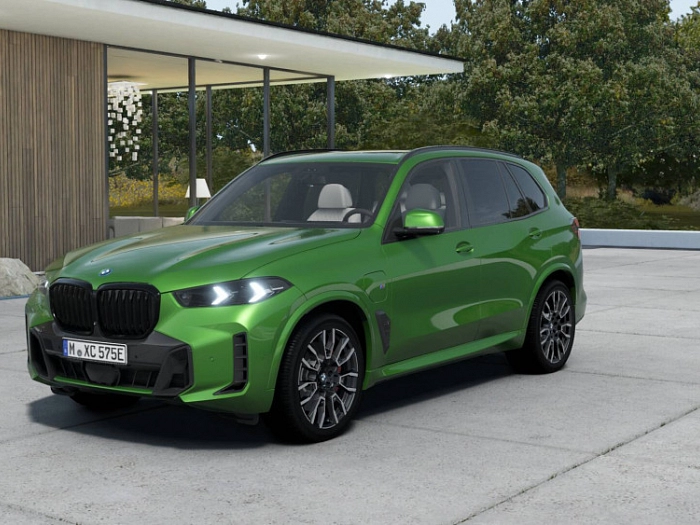 BMW X5 xDrive50e Individual 360 kW automat BMW Individual Java Green II Metallic