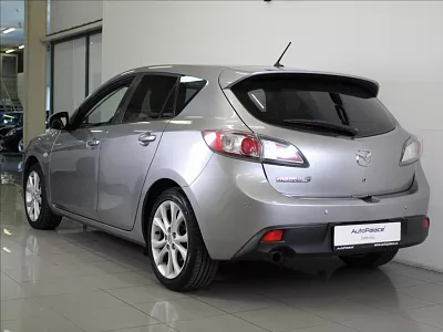 Mazda 3 1,6 i 77kW TX 153tkm. ČR 77 kW