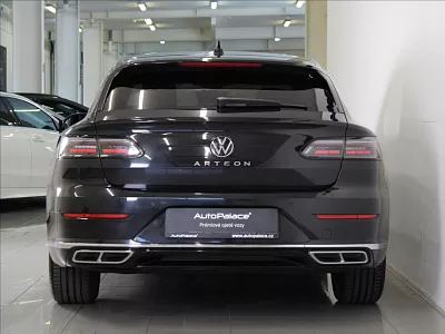 Volkswagen Arteon Shooting Brake 2,0 TDi DSG R-Line KAMERA ČR 110 kW automat černá