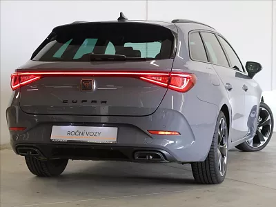 CUPRA Leon 1,5 TSI 110kW DSG ACC AppleCar 110 kW automat šedá