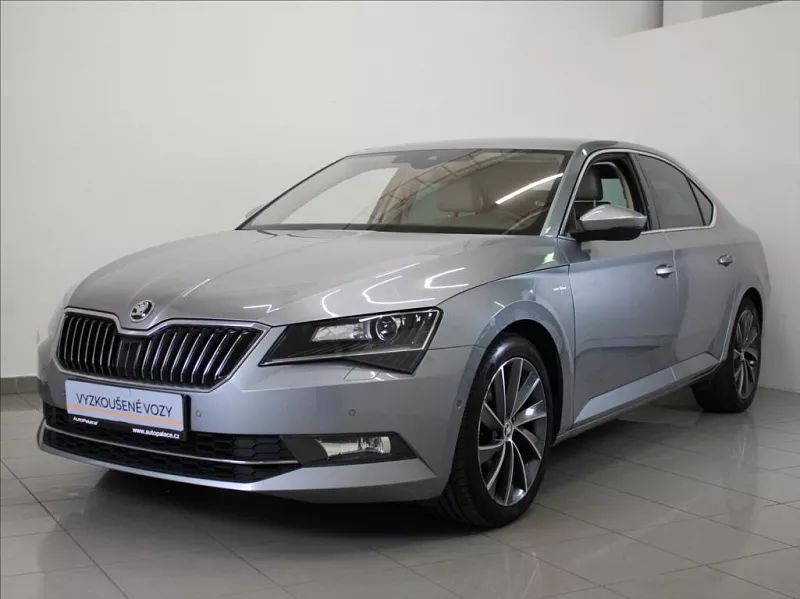 Škoda Superb 2,0 TDi 140kw 4x4 L&K TAŽNÉ 140 kW automat šedá