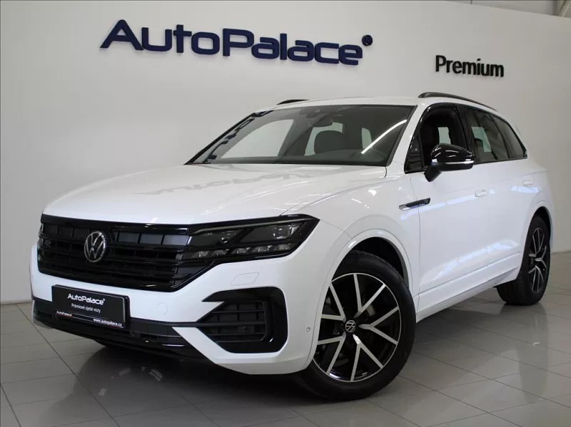 Volkswagen Touareg 3,0 TDi 210kW R AKČNÍ Cena! 210 kW automat bílá