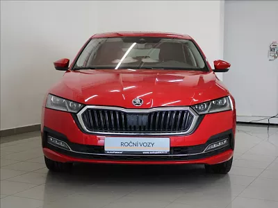 Škoda Octavia 2,0 TDI Style+ 25tkm. Matrix 85 kW červená