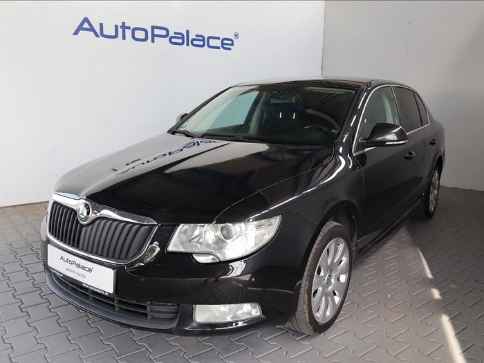 Škoda Superb 2,0 TDI CR DPF 103kW Comfort 103 kW čierna metalíza