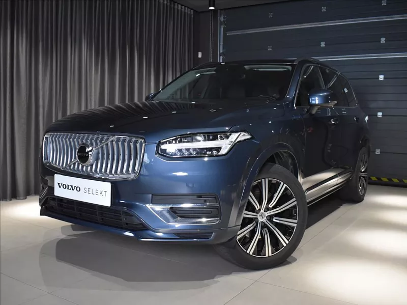 Volvo XC90 2,0 B5 Inscr. Bezklíč BLIS 173 kW automat modrá