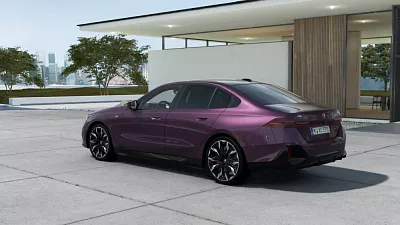 BMW i5 M60 xDrive Sedan Individual 442 kW automat BMW Individual Purple Silk metallic