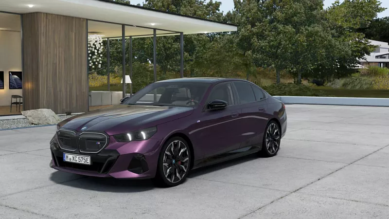 BMW i5 M60 xDrive Sedan Individual 442 kW automat BMW Individual Purple Silk metallic