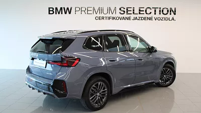 BMW X1 xDrive23d 145 kW automat Storm Bay metallic