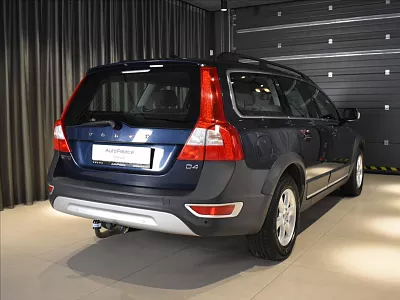 Volvo XC70 2,0 D4 FWD Kinetic Tažné 120 kW modrá