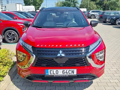 Mitsubishi Eclipse Cross 2.4 PHEV KAM TEMP  INSTYLE+ 138 kW automat červená metalíza