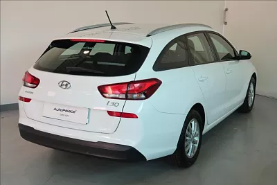 Hyundai i30 1,0 T-GDI Trikolor Comfort 88 kW bílá