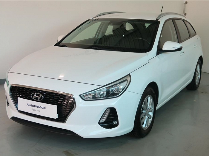 Hyundai i30 1,0 T-GDI Trikolor Comfort 88 kW bílá