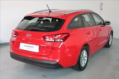 Hyundai i30 1,0 T-GDI TRIKOLOR COMFORT 88 kW červená