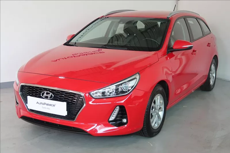 Hyundai i30 1,0 T-GDI TRIKOLOR COMFORT 88 kW červená